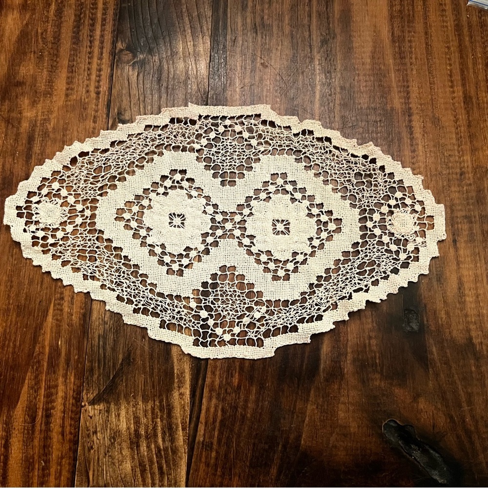Elegant Cream Lace Doily